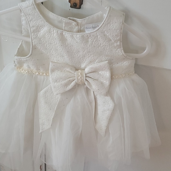 Cream and gold christening dress for baby girl - Picture 1 of 4